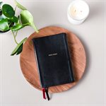 NKJV Large-Print Thinline Bible, Comfort Print - Soft leather-look, black (indexed)