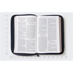 Biblia Católica, Tamaño personal, Leathersoft, Negra, con Cierre, Comfort Print